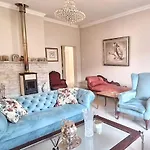 Luxury Retreat - Home-Away-From-Home Near The Beach